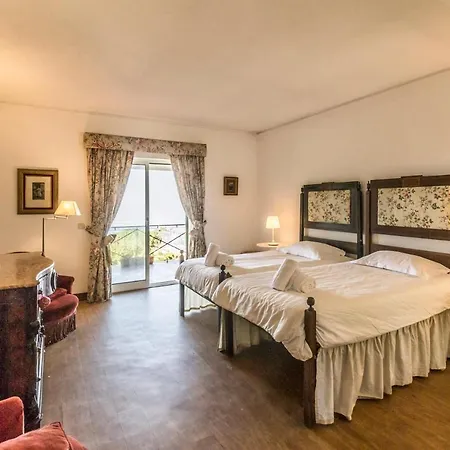 Sleeps 10 With Pool And Wifi Adraga